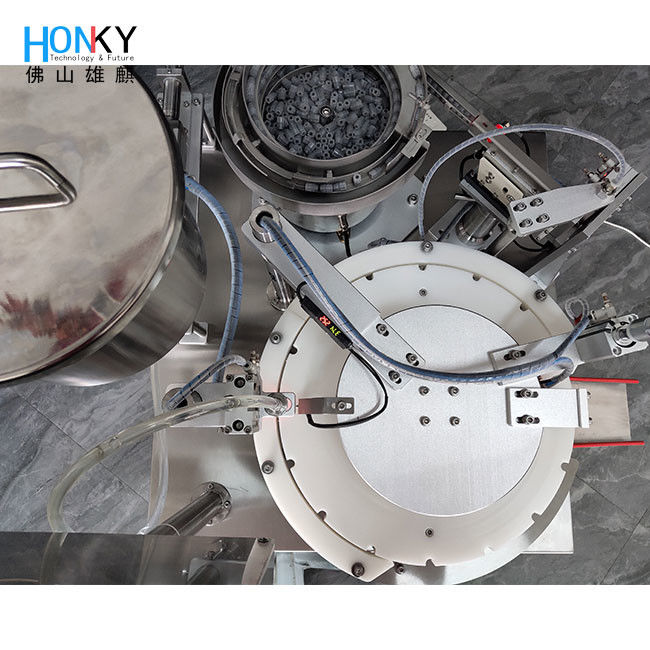 10 ml injectiespuitvulmachine met schimmelvrij veelzijdig intuïtief besturingssysteem en pneumatische componenten van Taiwan